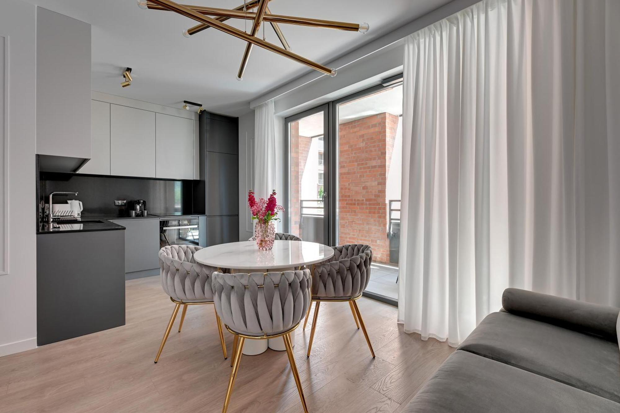 Premiem Cube Apartments In Center By Lion Apartments Гданьск Экстерьер фото